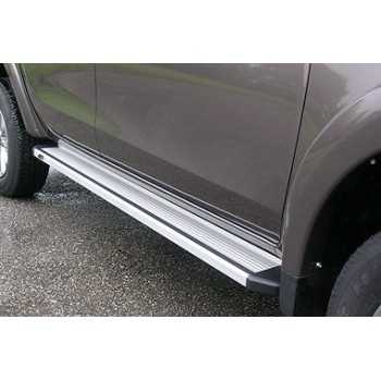 Marche pieds aluminium Toyota Hilux vigo 2005+ 2 et 4 portes