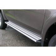 Marche pieds aluminium Toyota Hilux vigo 2005+ 2 et 4 portes