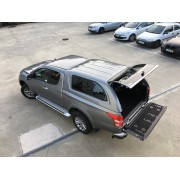 Hard top Star-lux a/vitres latérales Mitsubishi L200 club cab 2019+ 2 portes