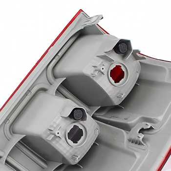 Feu arriere gauche Ford Ranger 2011-2018