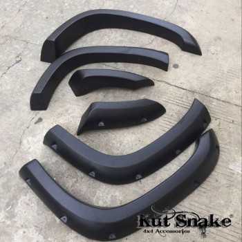 Elargisseurs d'ailes Toyota Hilux Double Cabine 167 - 95 mm large