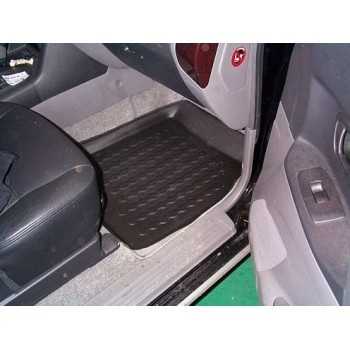 Tapis de pied avant droit Mitsubishi Pajero 05-2000 à 01-2007