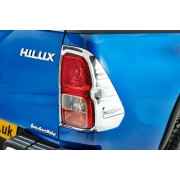 Kit feu arriere chromé Toyota Hilux revo 2016+