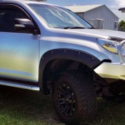 Elargisseurs d'ailes Toyota KDJ 150 55 mm large couleur brillant