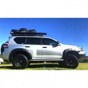 Elargisseurs d'ailes Toyota KDJ 150 55 mm large couleur brillant