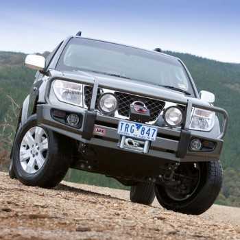 Pare-choc ARB avec support de treuil Nissan Navara D40 - Pathfinder R51