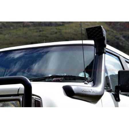 Le snorkel 4x4 SAFARI pour Toyota offre au moteur une alimentation en air continu