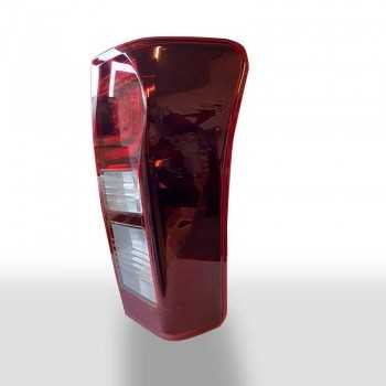 Feu Isuzu D-Max 2016-