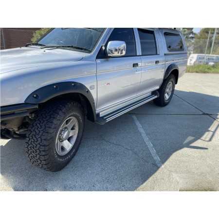 Elargisseurs d'ailes Mitsubishi L200 1996-2006