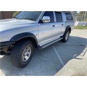 Elargisseurs d'ailes Mitsubishi L200 1996-2006