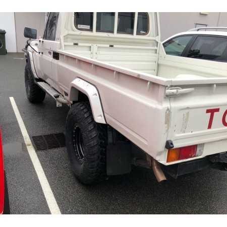 Elargisseurs d'ailes Toyota land Cruiser 79 pick-up 2007- largeur 50 mm