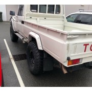 Elargisseurs d'ailes Toyota land Cruiser 79 pick-up 2007- largeur 50 mm