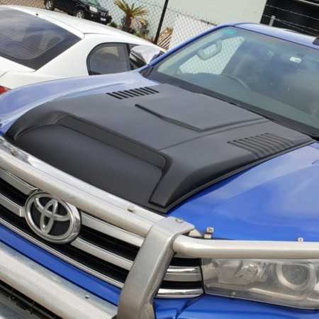 Ecope de capot matt Toyota Hilux 2016-2020