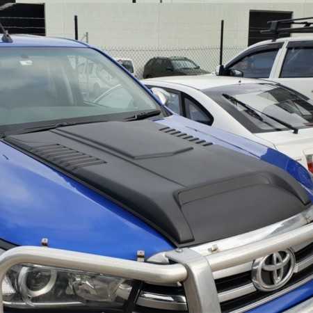 Ecope de capot matt Toyota Hilux 2016-2020