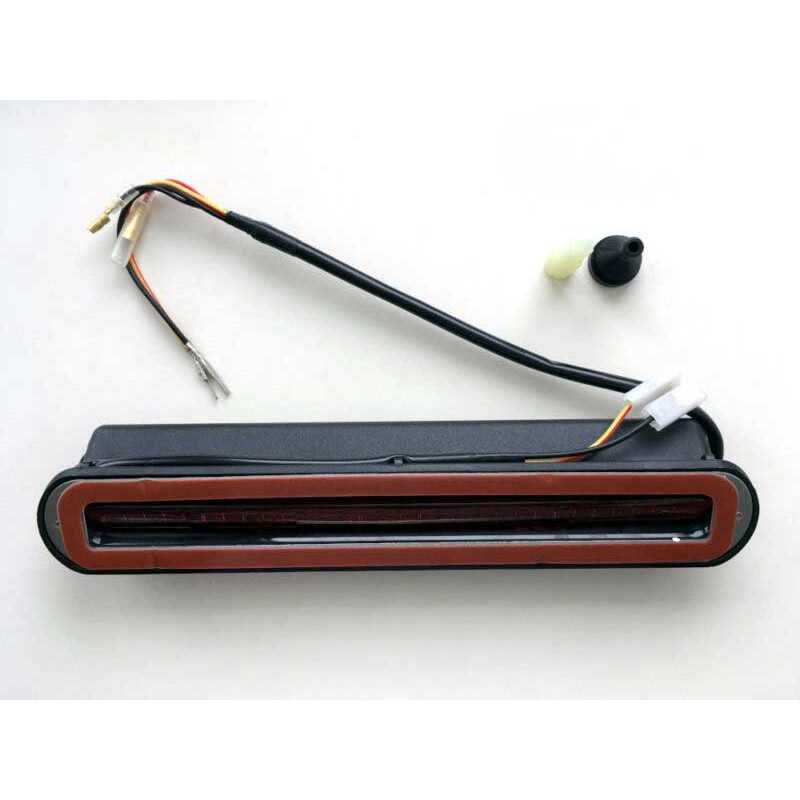 3eme Feu stop arrière de hard top Aeroklas Ford Ranger 2012-2022, Isuzu D-max 2012-