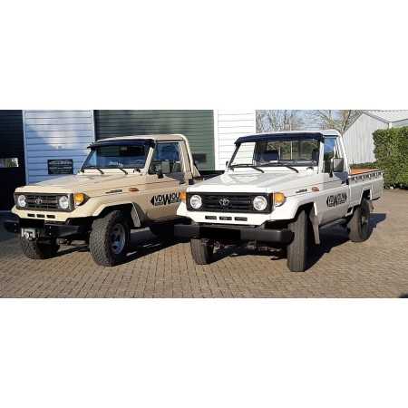Visière de pare brise Toyota Land Cruiser 70/73/75 1984