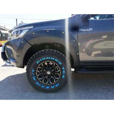 Elargisseurs d'ailes Toyota Hilux Revo double cabine