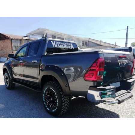 Elargisseurs d'ailes Toyota Hilux Revo double cabine 75 mm