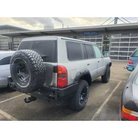 Elargisseurs d'ailes Nissan