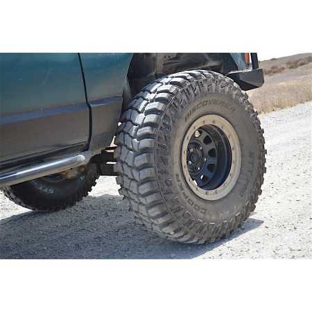 Pneu COOPER Discoverer STT pro 305/60R18 121/118Q