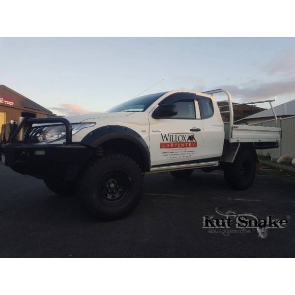 Élargisseurs d'ailes - Mitsubishi L200 MQ - 70mm AVANT SEULEMENT 2015-2017