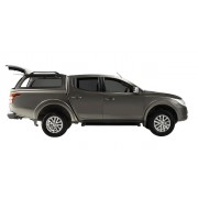 Hard top acier Mitsubishi vu coté droit