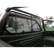 Grille de protection de vitre arriere Mitsibitshi L200 2006-2010